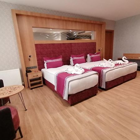 Lavanta Tepesi Hotel Ve Spor Tesisleri 부르두르 외부 사진