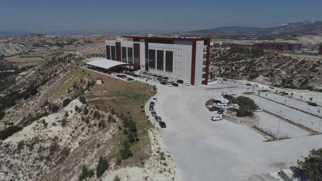 Lavanta Tepesi Hotel Ve Spor Tesisleri 부르두르 외부 사진