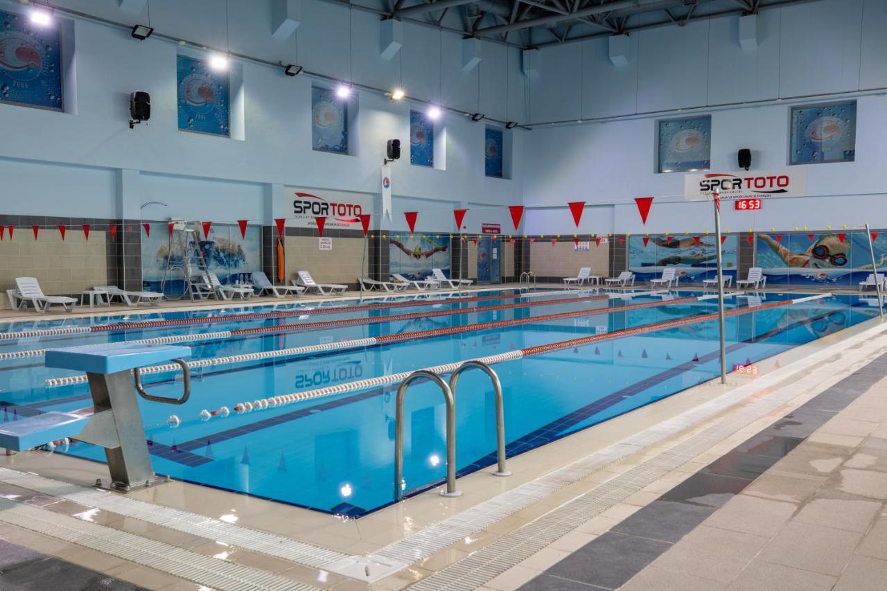 Lavanta Tepesi Hotel Ve Spor Tesisleri 부르두르 외부 사진